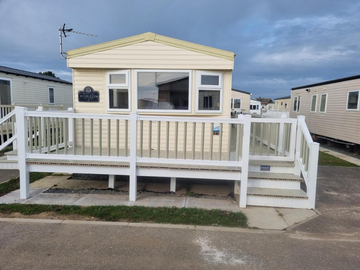 8 Berth Caravan Pg30 Chapel Saint Leonards Exteriör bild