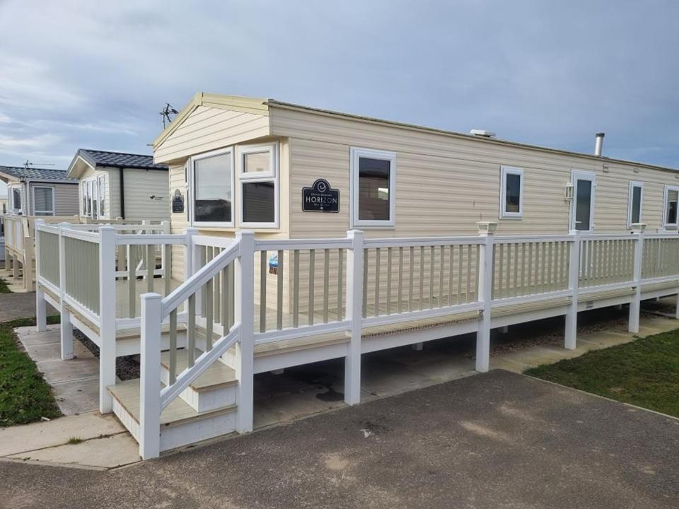 8 Berth Caravan Pg30 Chapel Saint Leonards Exteriör bild